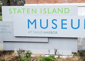 2_Staten-Island-Sign